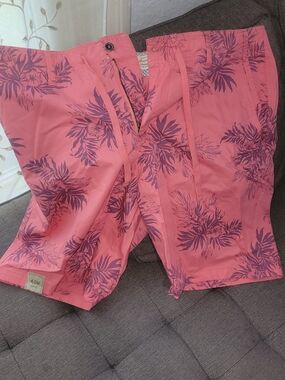 Men's Coral Floral Casual Shorts